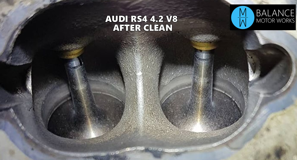 Audi RS4 4.2 V8 after carbon cleaning with Walnut Shells