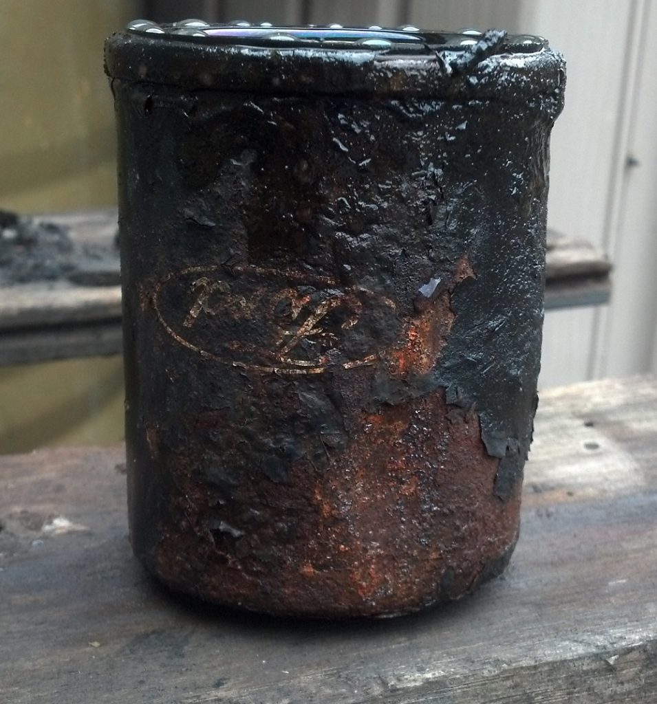 Oil Filter that was rusty on the outside due to lack of servicing